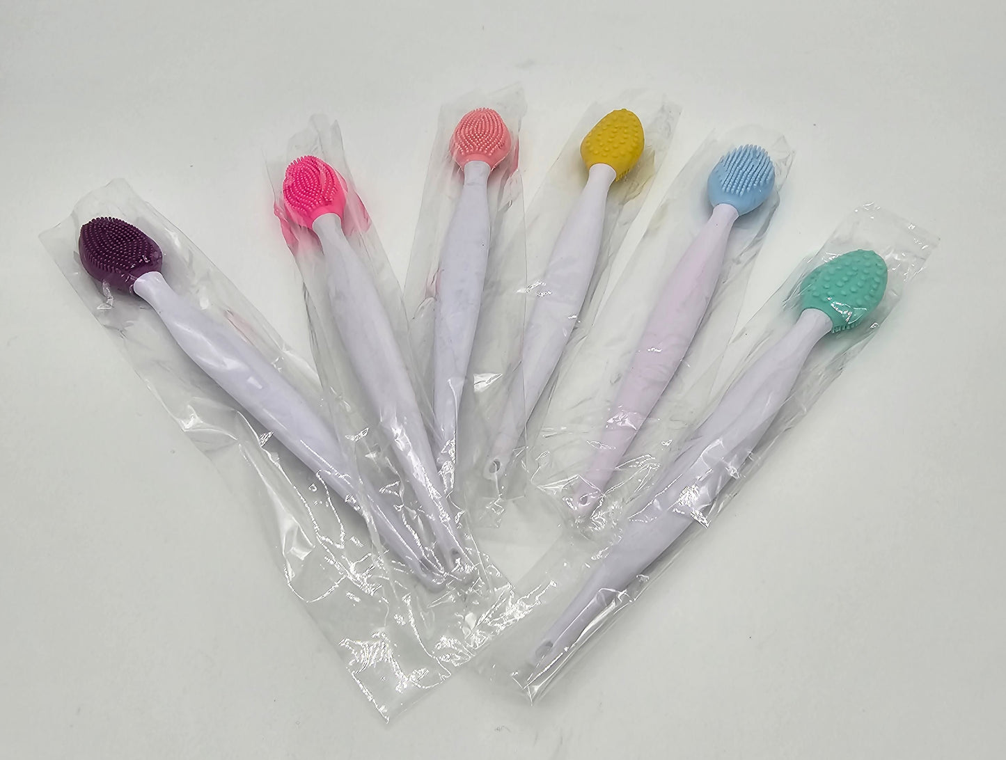 Double Sided Silicone Exfoliating Lip Brush